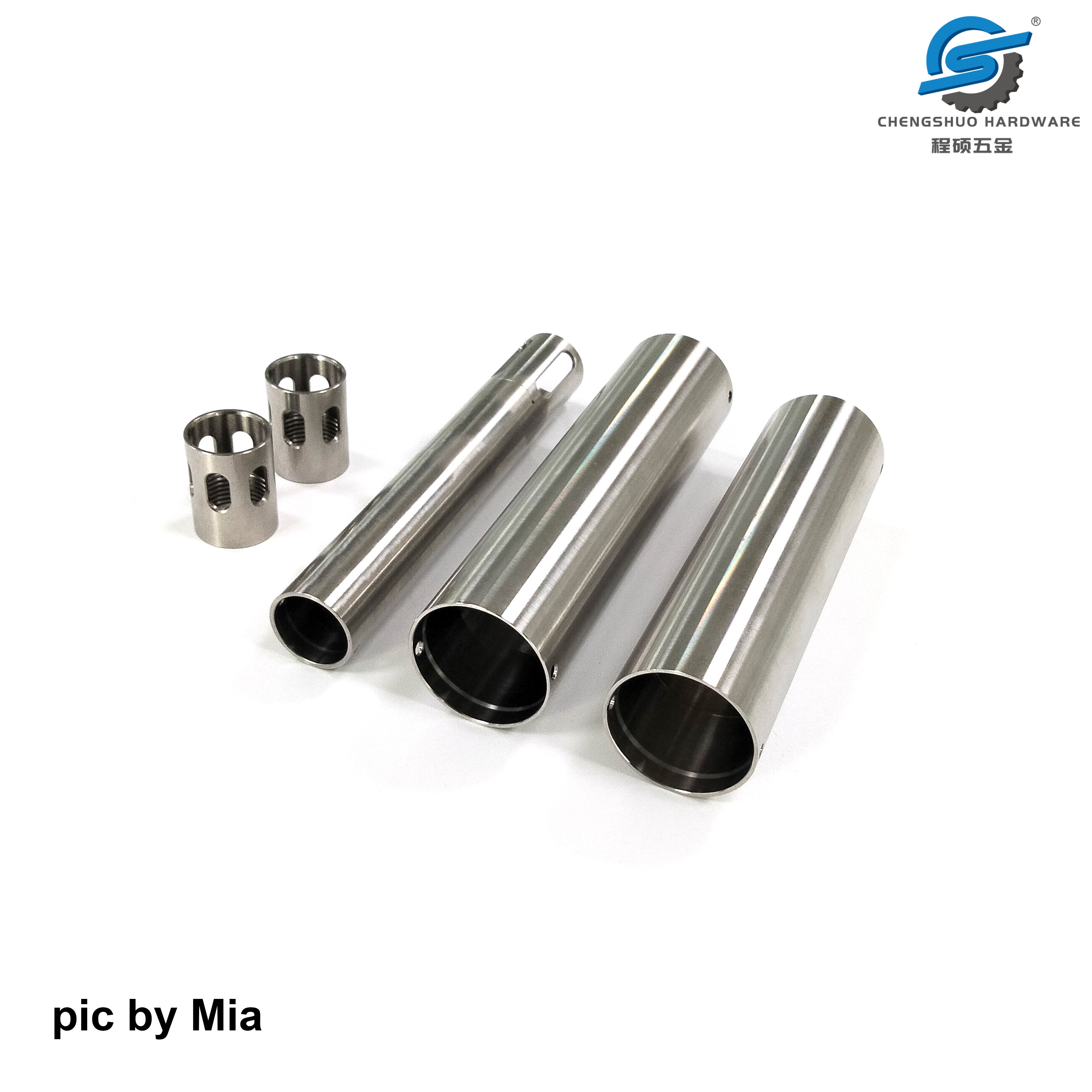 Thin-walled Stainless Steel Perforated Pipe by Mia