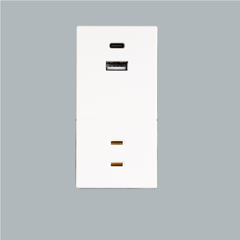 Space-saving Swivel Plug Power Plug Socket with USB-A and Type-C