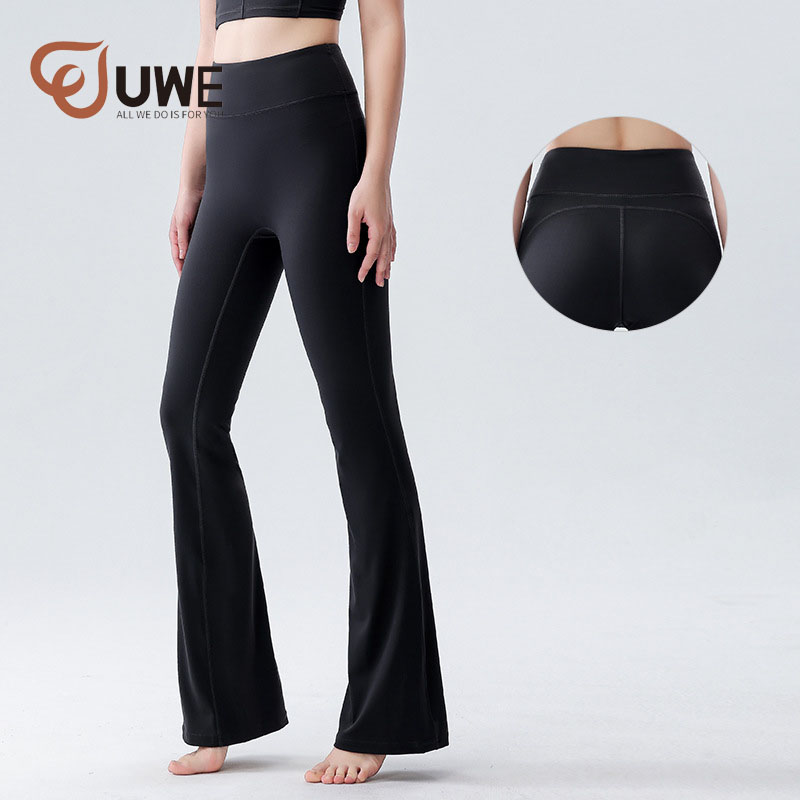 Trend alert: High waist leggings are the must-have fashion staple of the season!